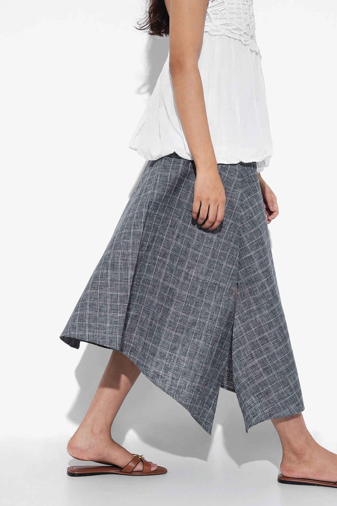 Asymmetric Checkered Slit Skirt