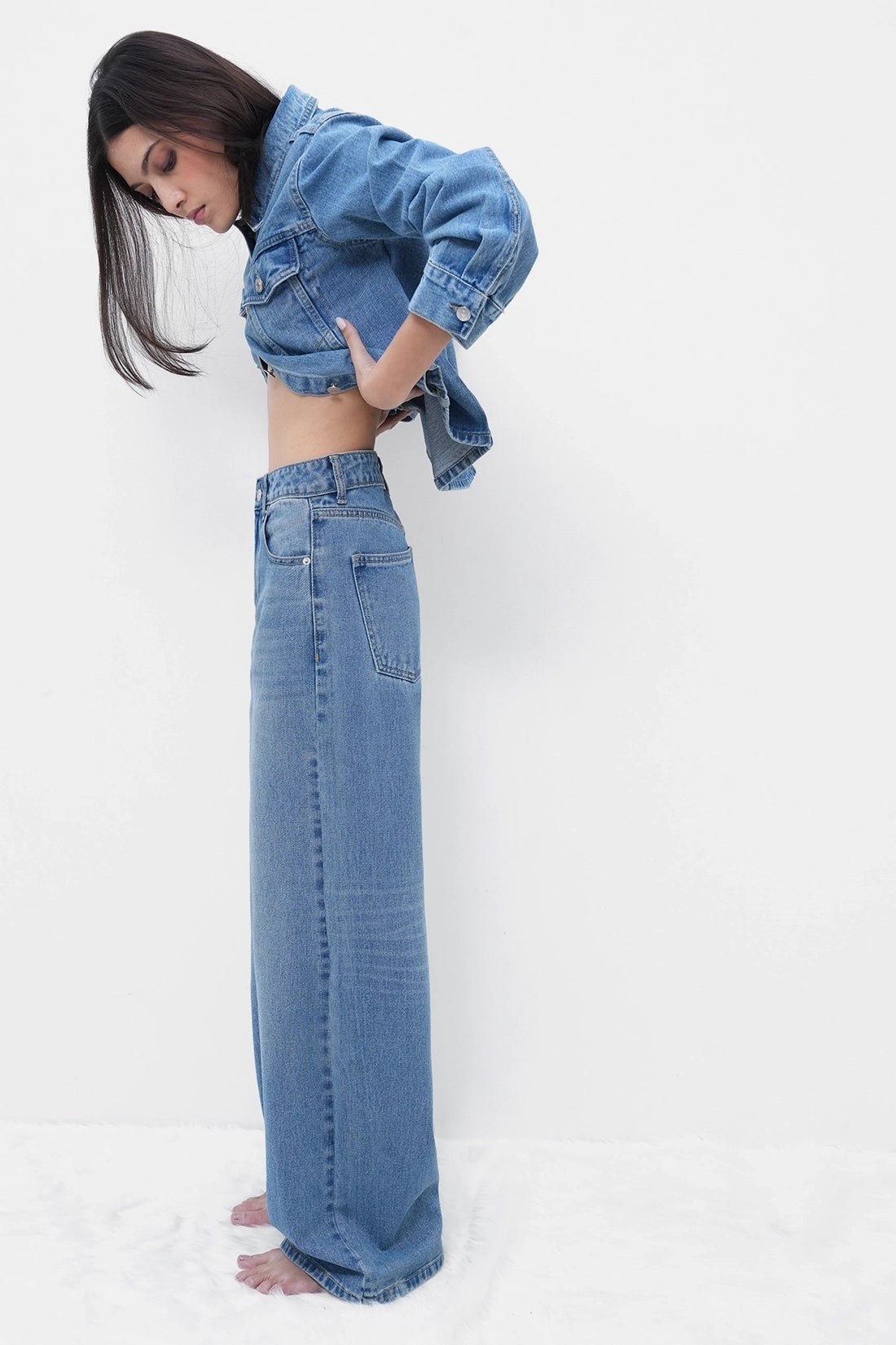 BLR4 High-Rise Straight Jeans