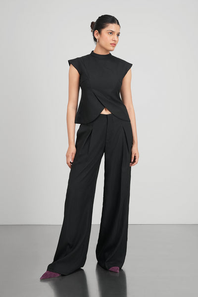 Black Pleated Wide-Leg Trousers