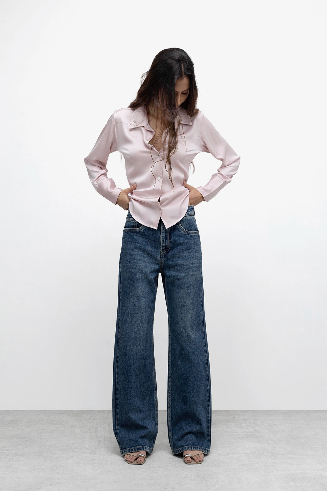 B010 Straight Leg Jeans