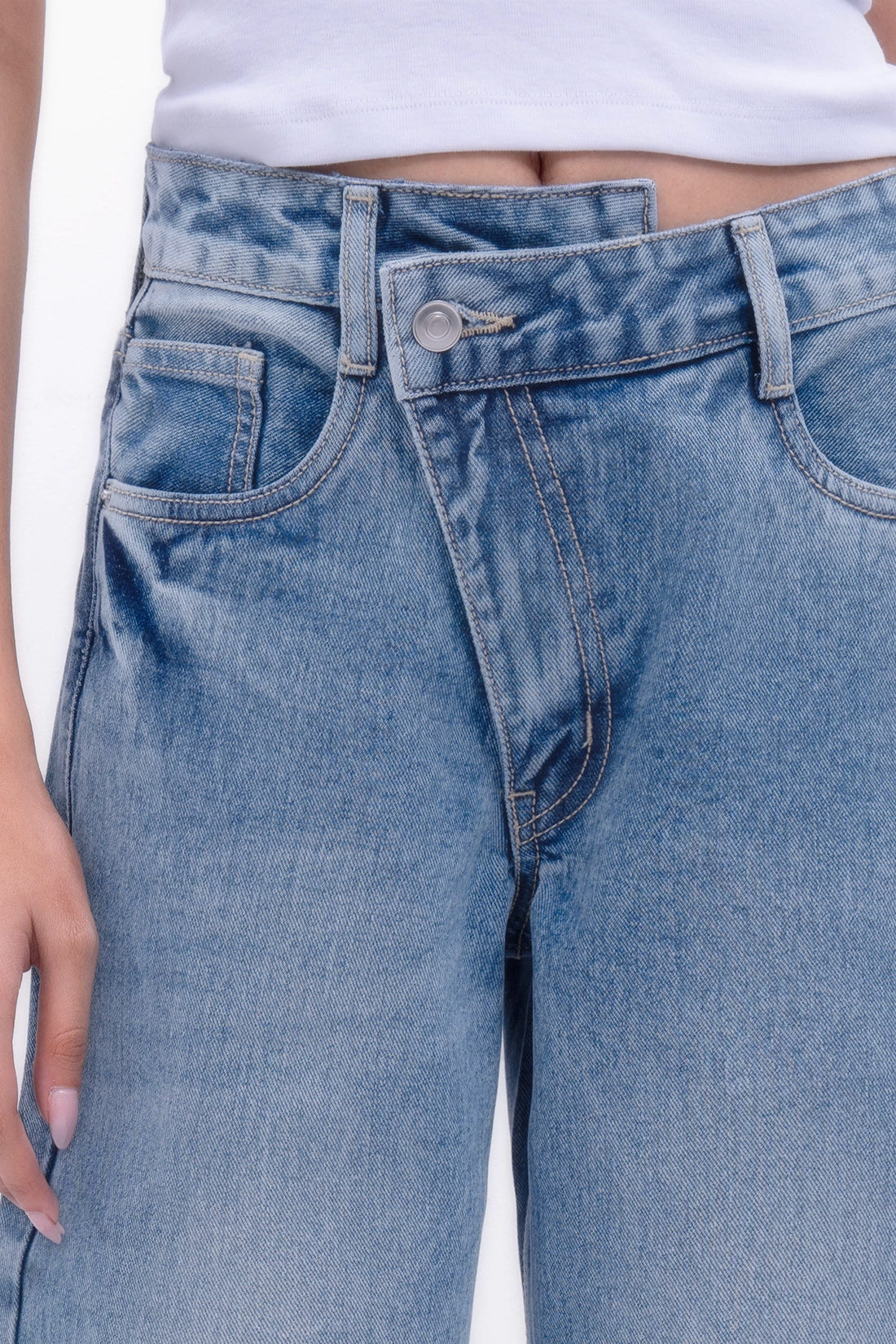 Crossover Wide-Leg Jeans