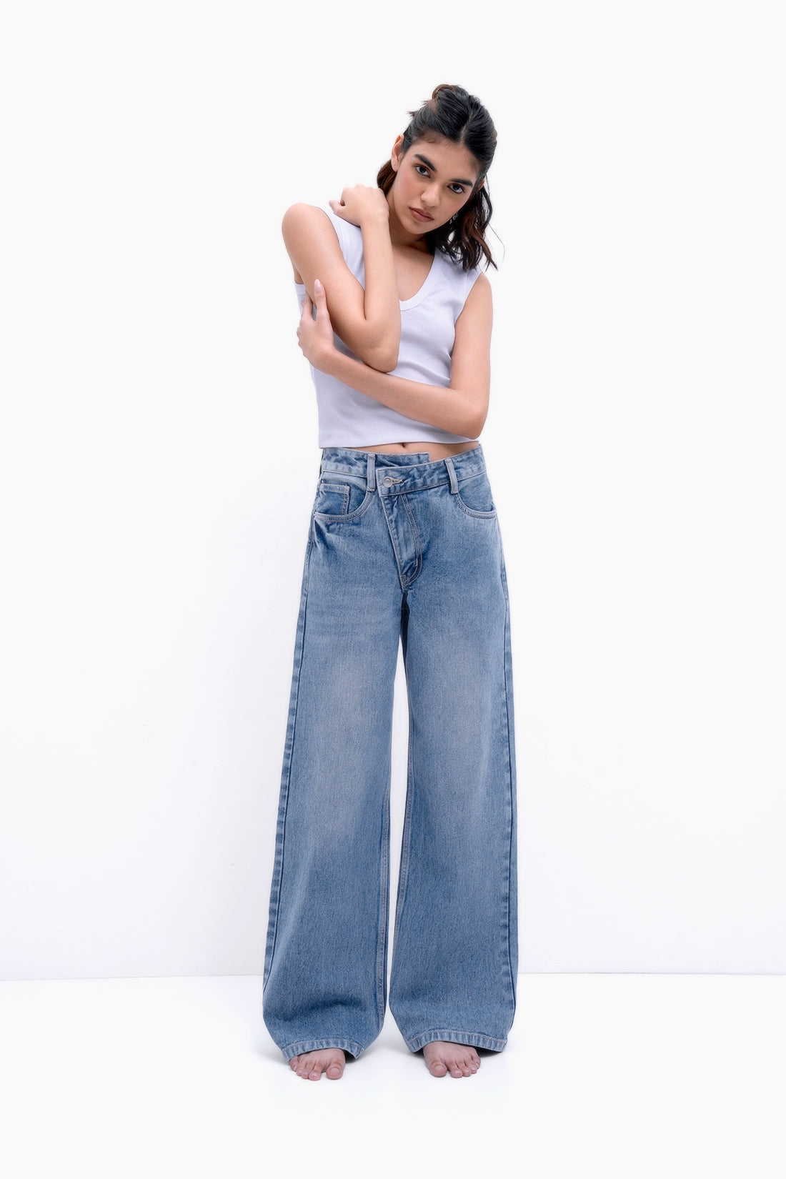 Crossover Wide-Leg Jeans