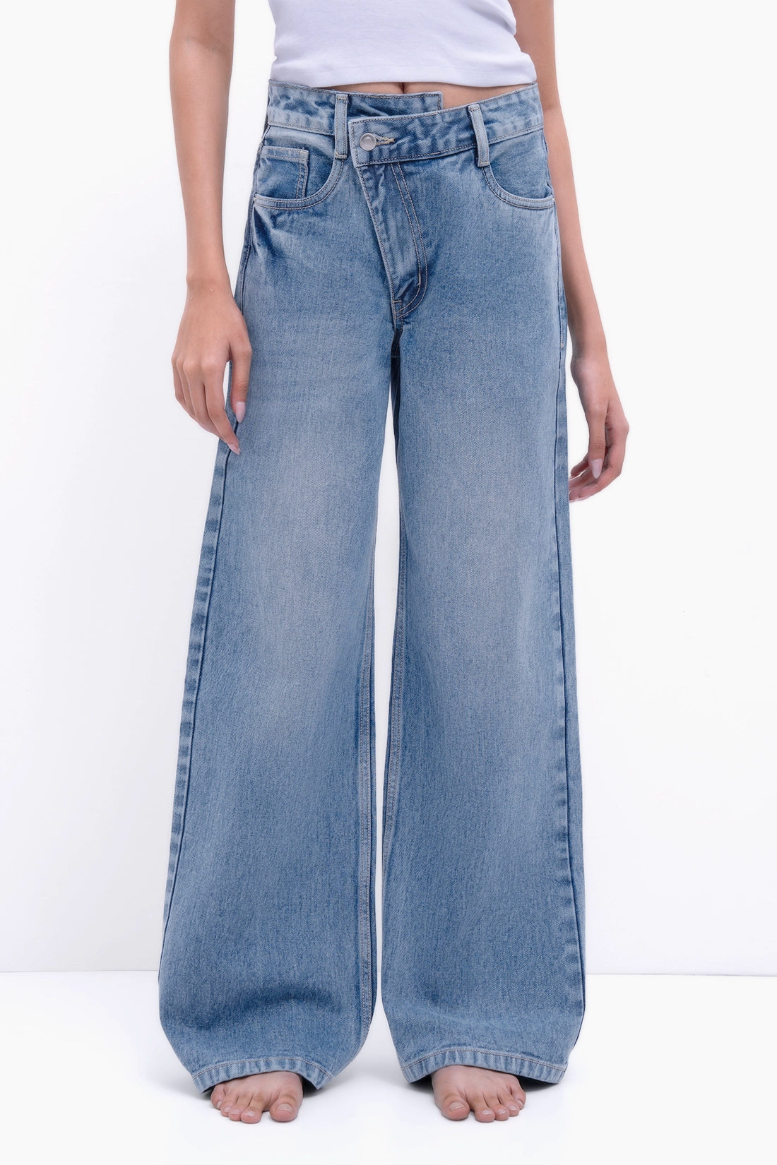 Crossover Wide-Leg Jeans