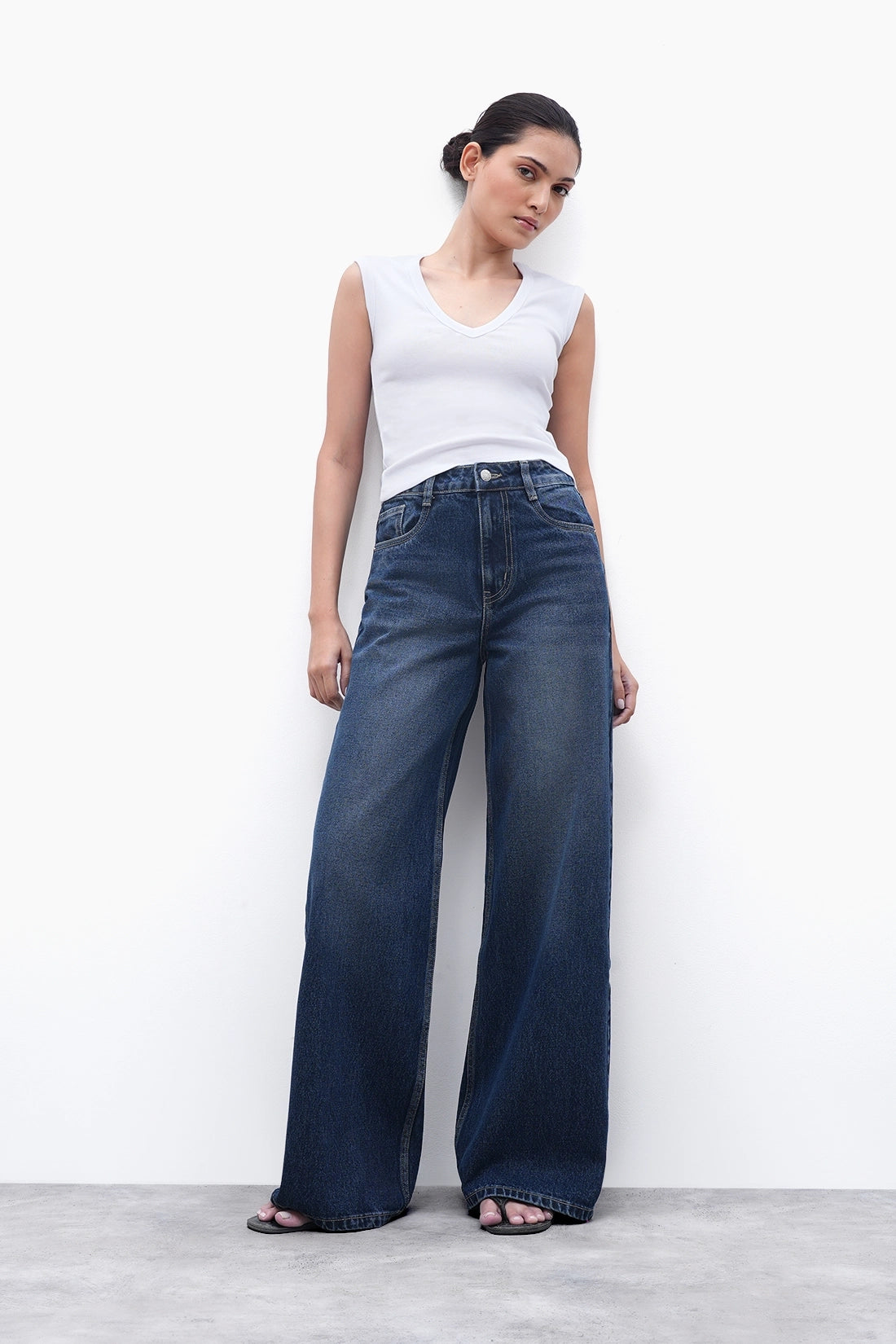 High-Rise Wide Leg Jeans I