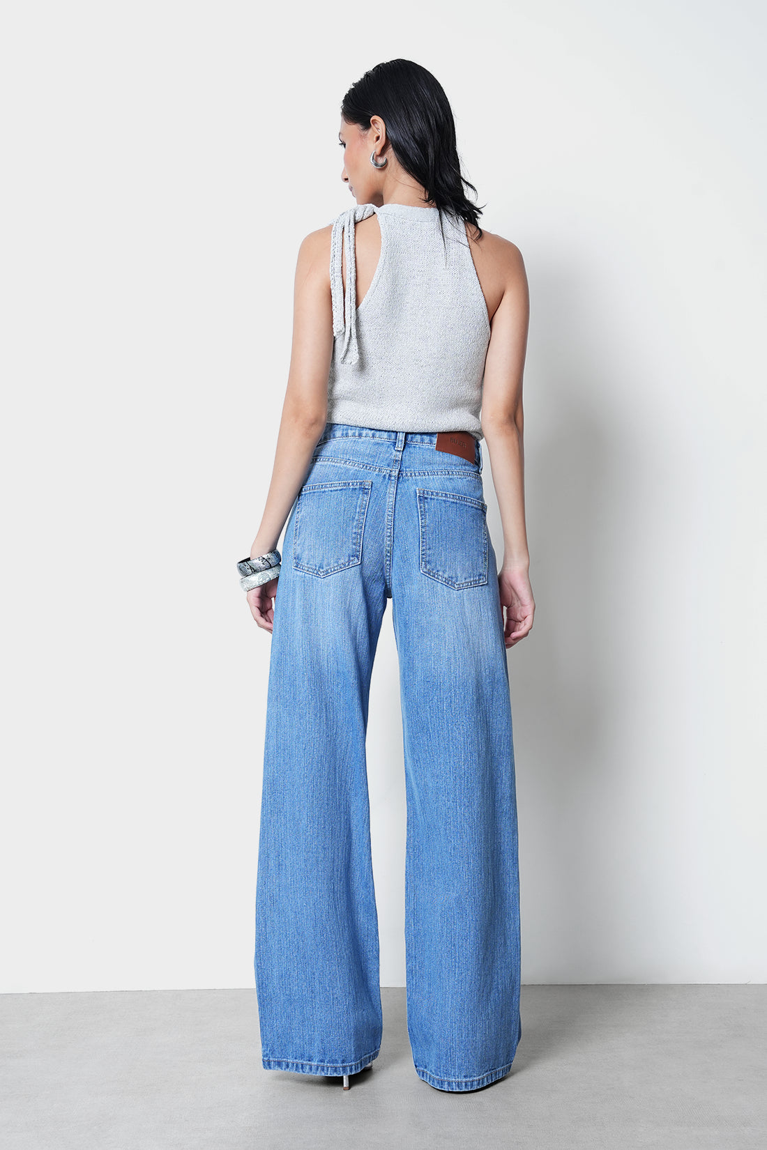Mid-Wash Slubbed Straight Jeans