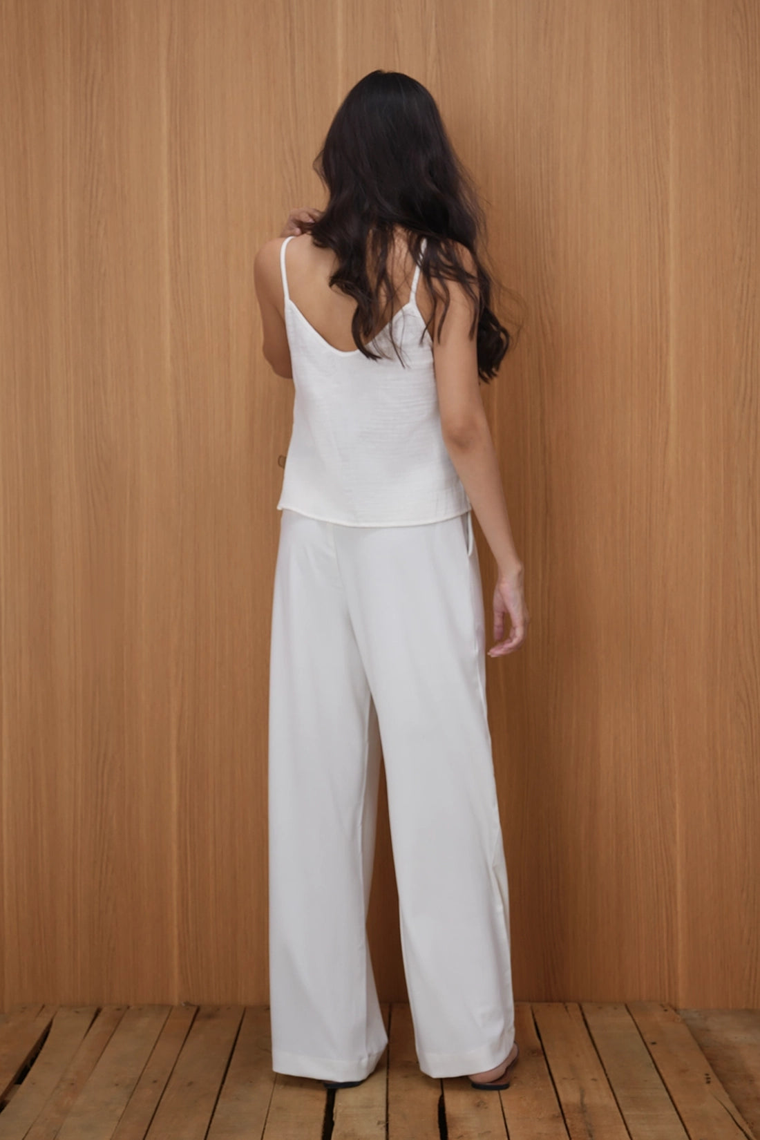 Relaxed Fit Pleated Trouser - White