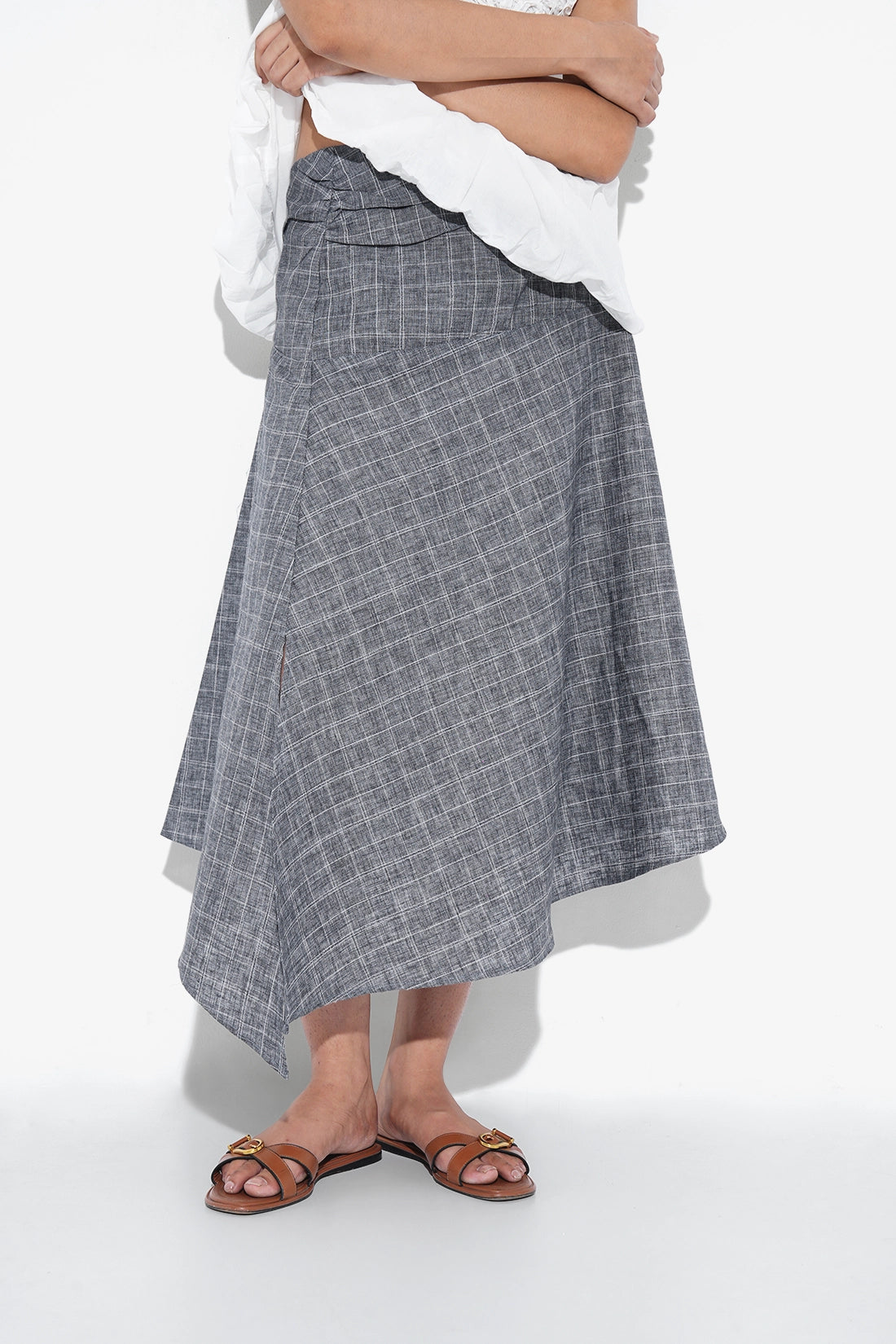 Asymmetric Checkered Slit Skirt