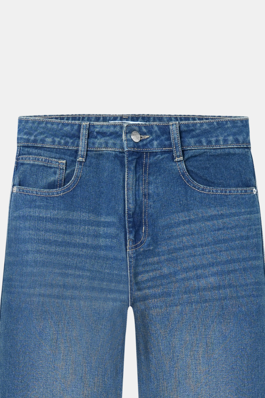 B08 Straight Leg Jeans