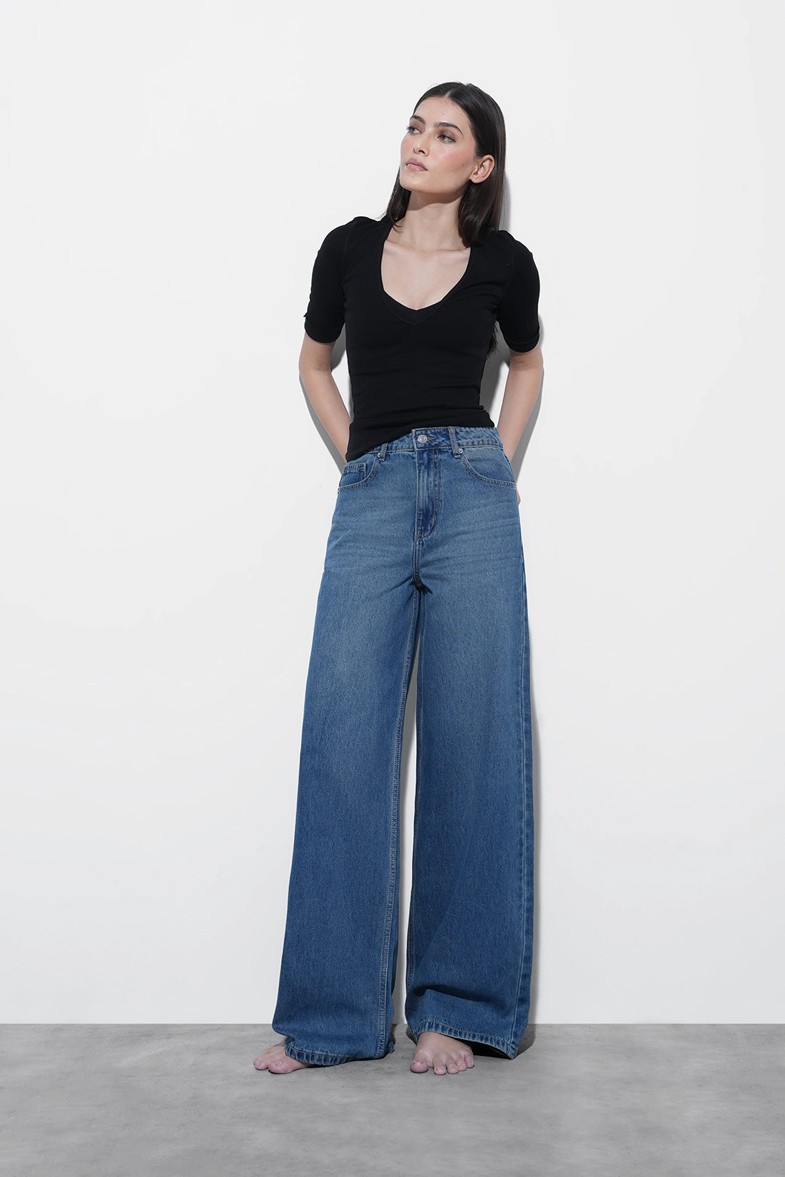 BLR6 Wide Leg High-Rise Jeans