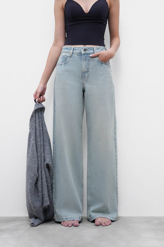 BLR5 High-Rise Straight Jeans