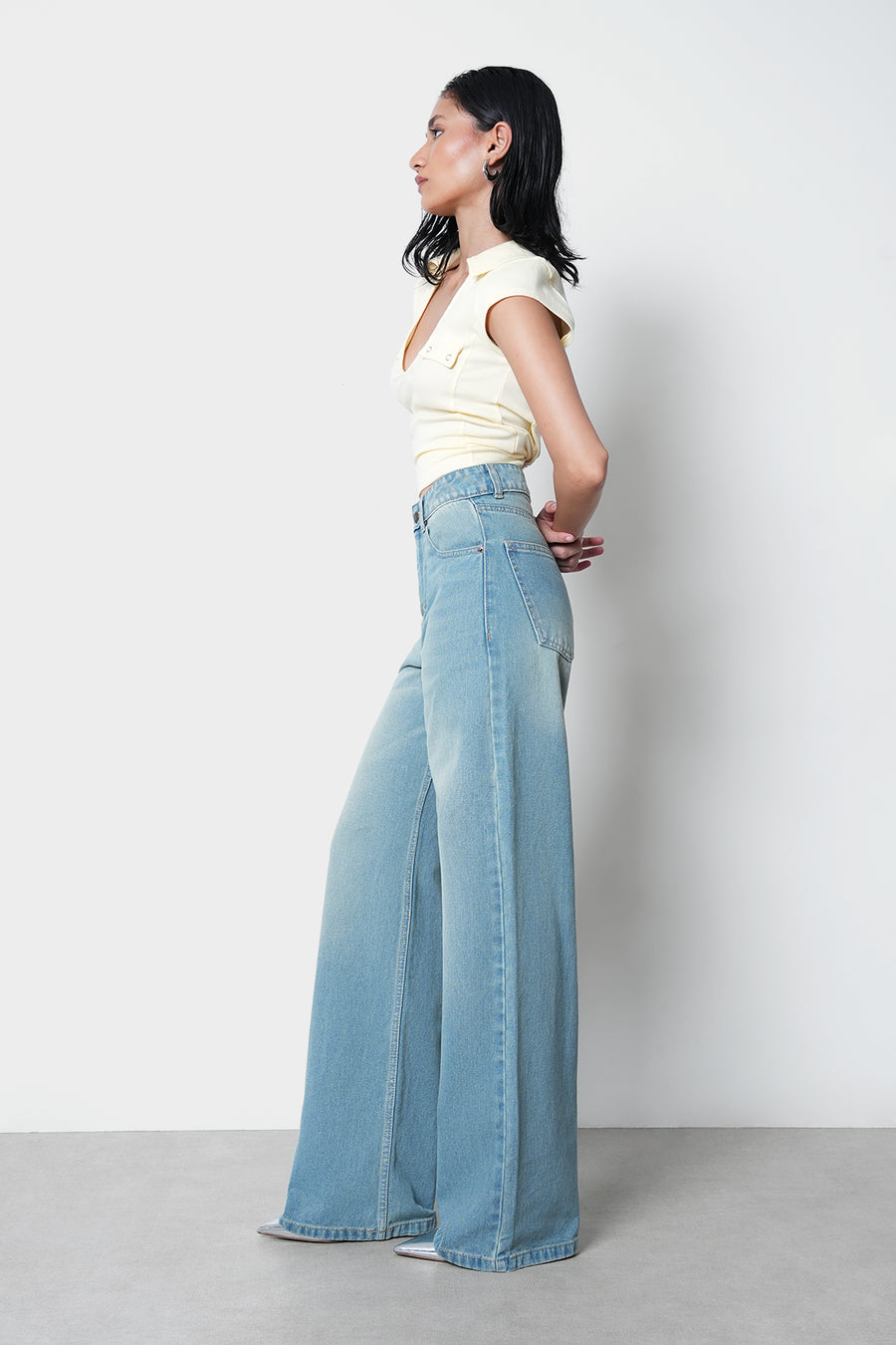 BLR11 High-Rise Straight Jeans