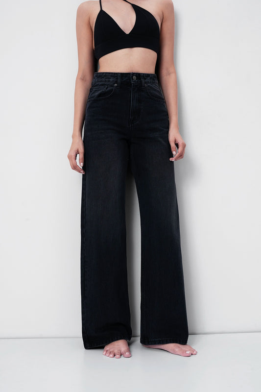 Black Straight Fit Jeans