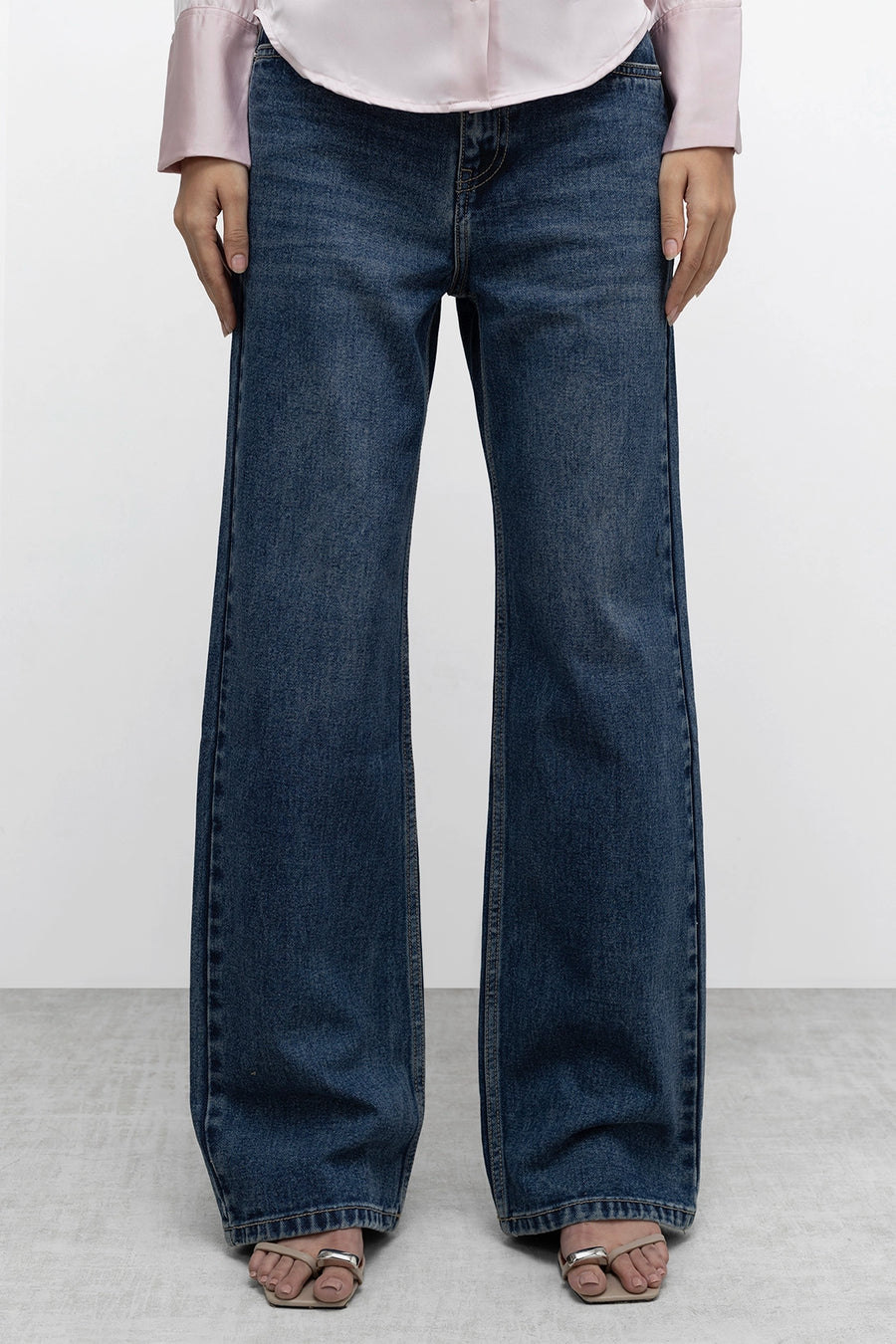 B010 Straight Leg Jeans