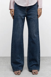 B010 Straight Leg Jeans