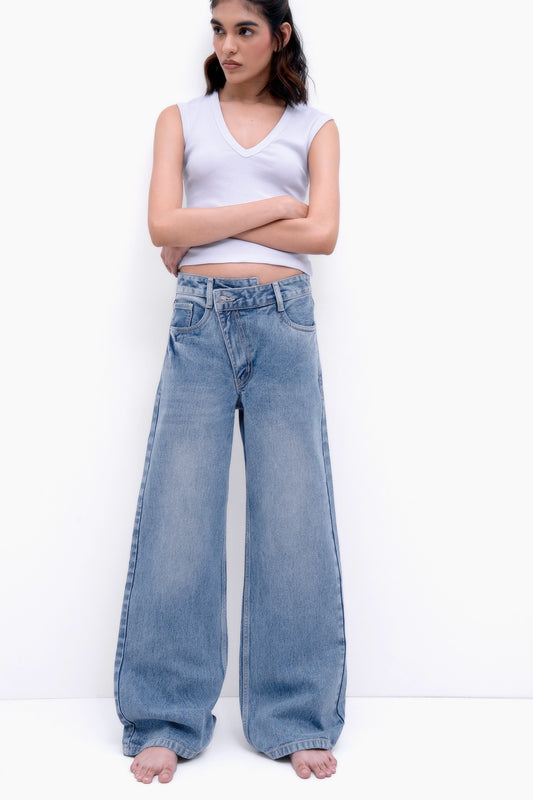 Crossover Wide-Leg Jeans
