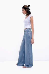 Crossover Wide-Leg Jeans