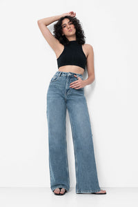 B018 Straight Fit Jeans