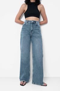 B018 Straight Fit Jeans