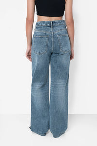 B018 Straight Fit Jeans