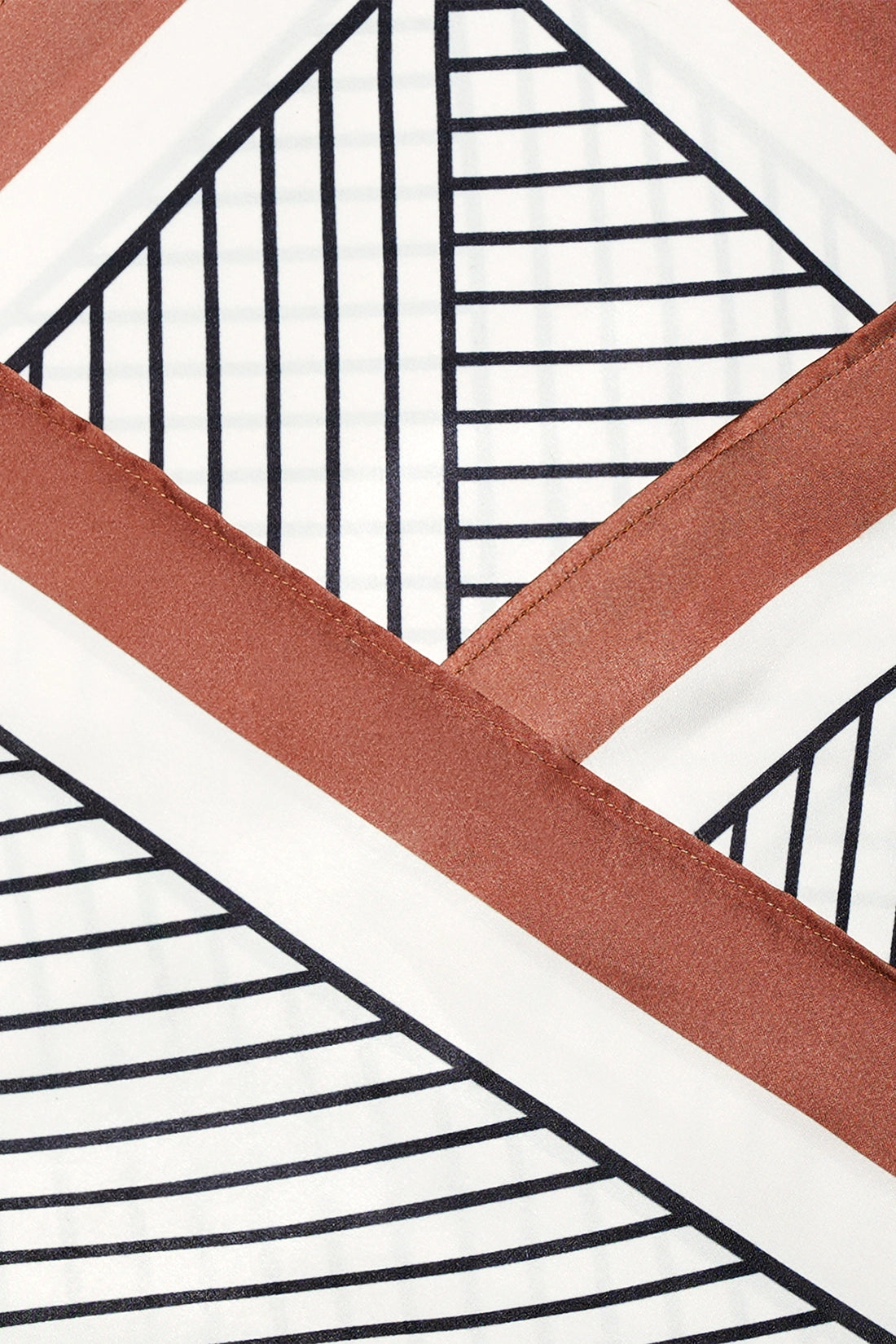 Geometric Stripe-Print Scarf
