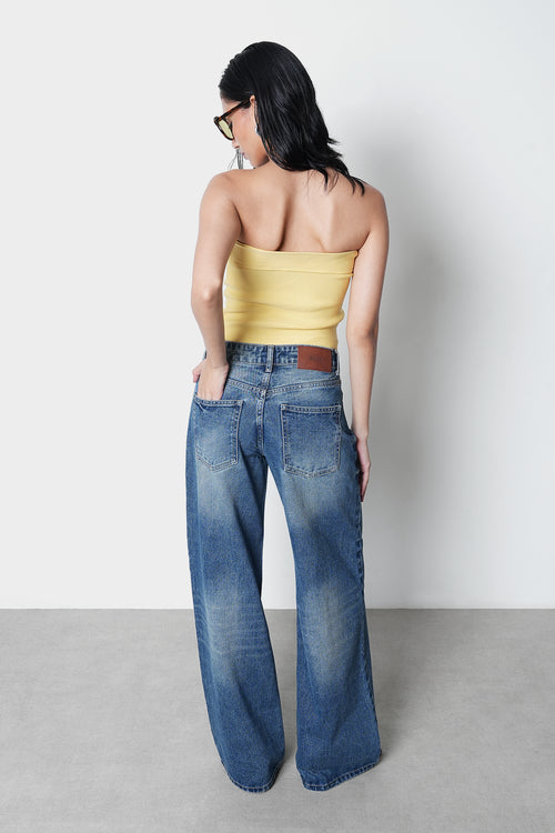 Mid-Rise Straight Leg Jeans I