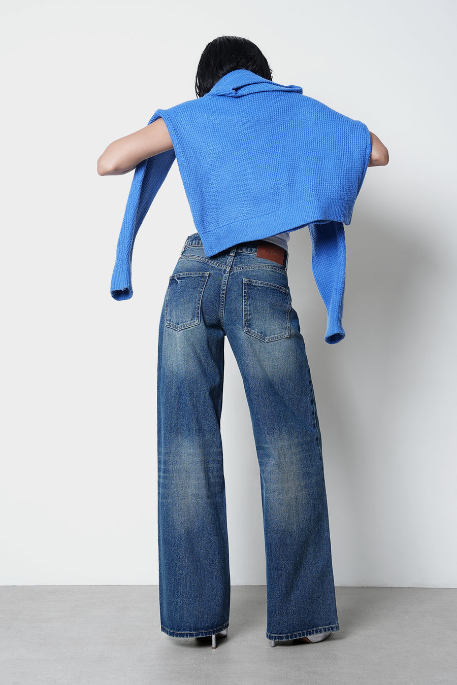 Mid-Rise Tinted Straight Jeans