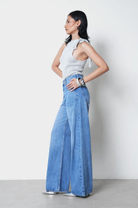 Mid-Wash Slubbed Straight Jeans