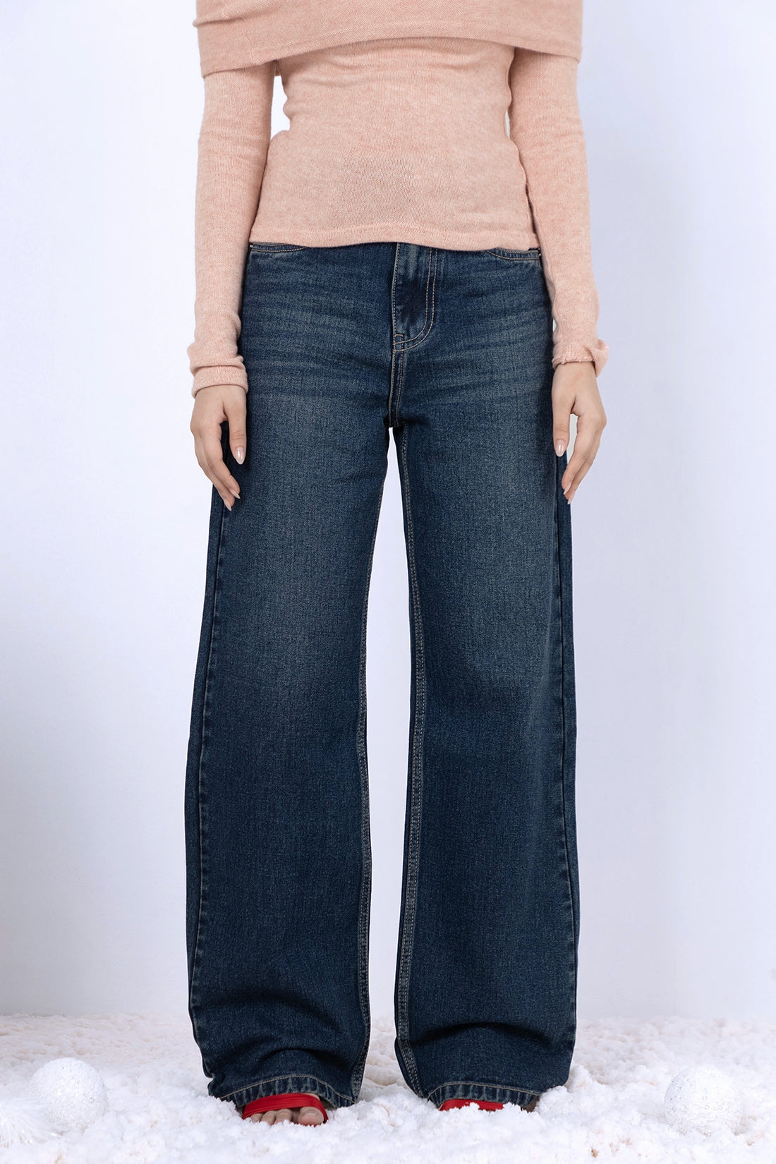 B010 Straight Leg Jeans