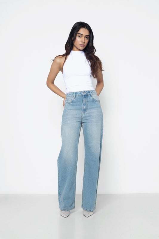 B012 Straight Leg Jeans