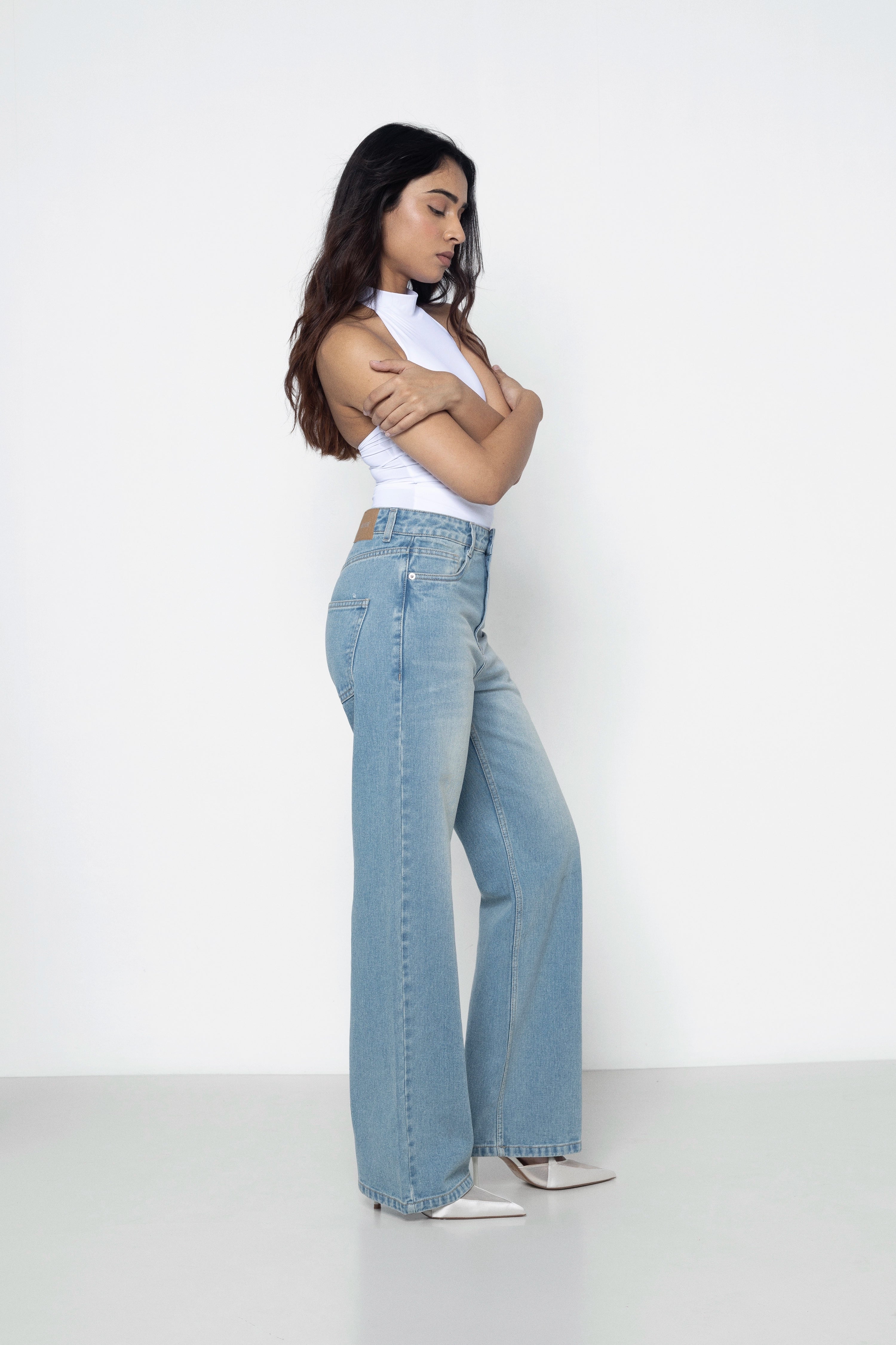 B012 Straight Leg Jeans