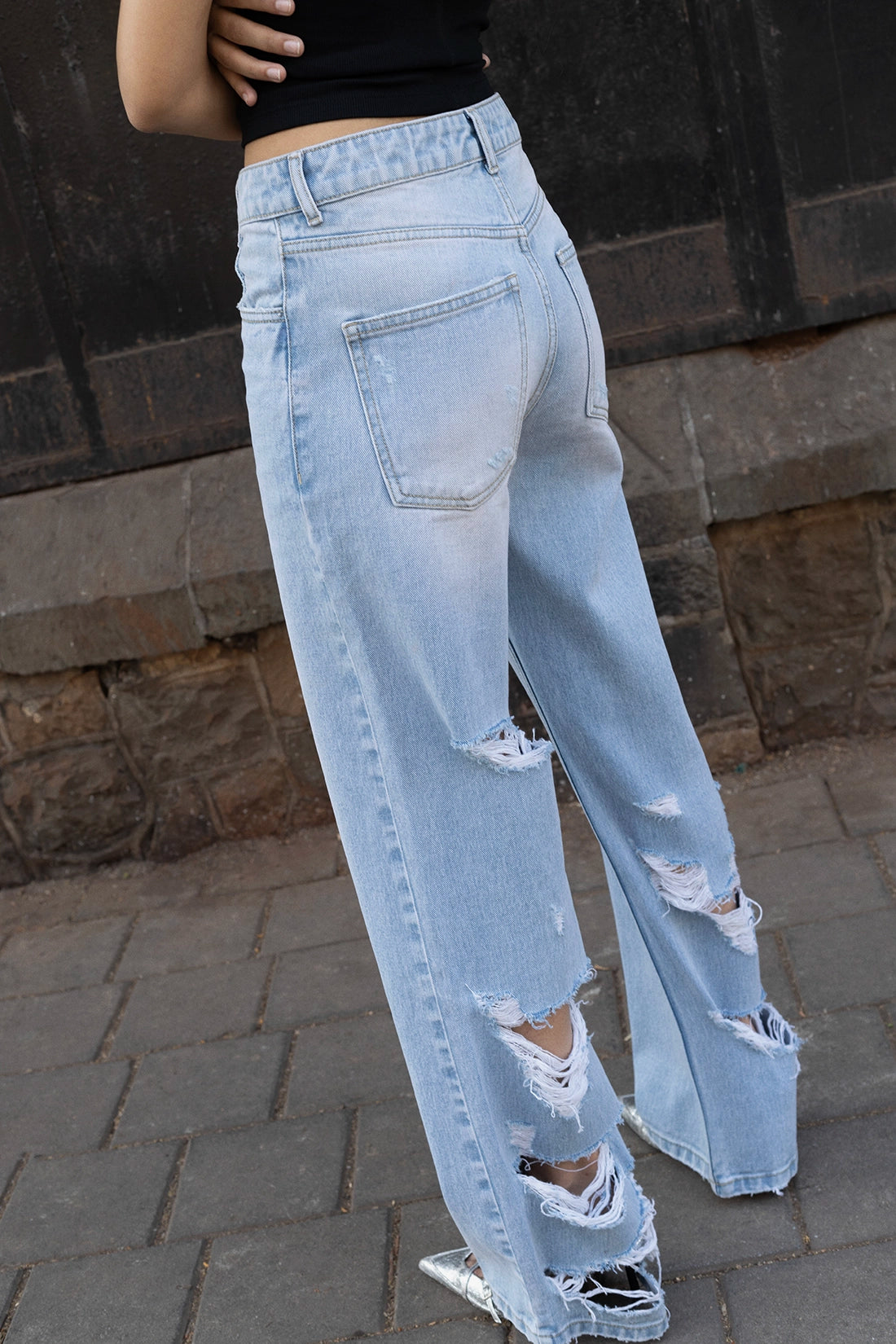 Back Ripped Straight Fit Jeans