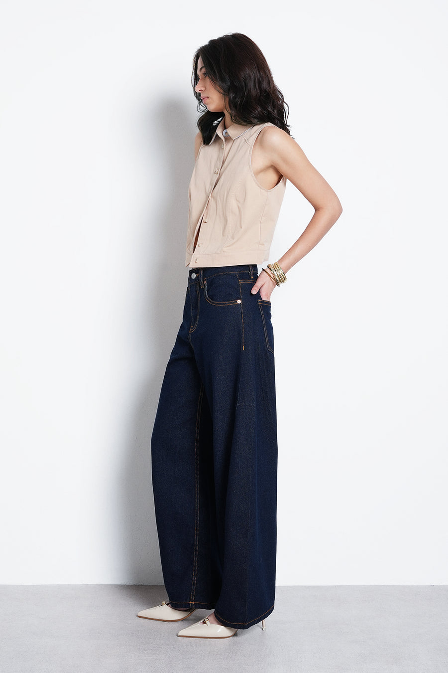 Raw Wash Barrel Fit Jeans
