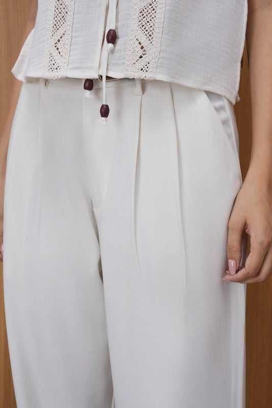 Relaxed Fit Pleated Trouser - White