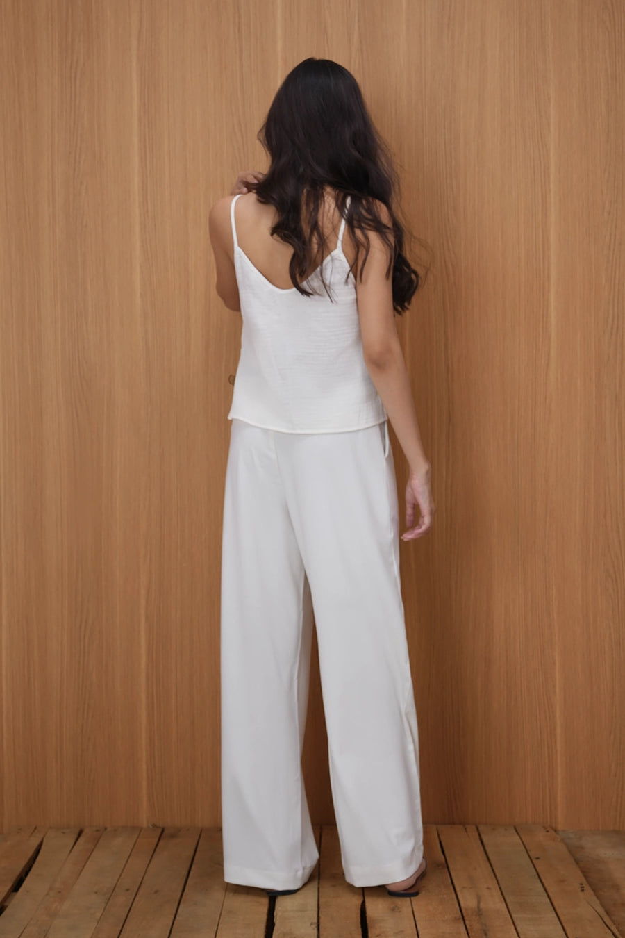 Relaxed Fit Pleated Trouser - White