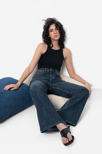 Slubbed Effect Straight Fit Jeans