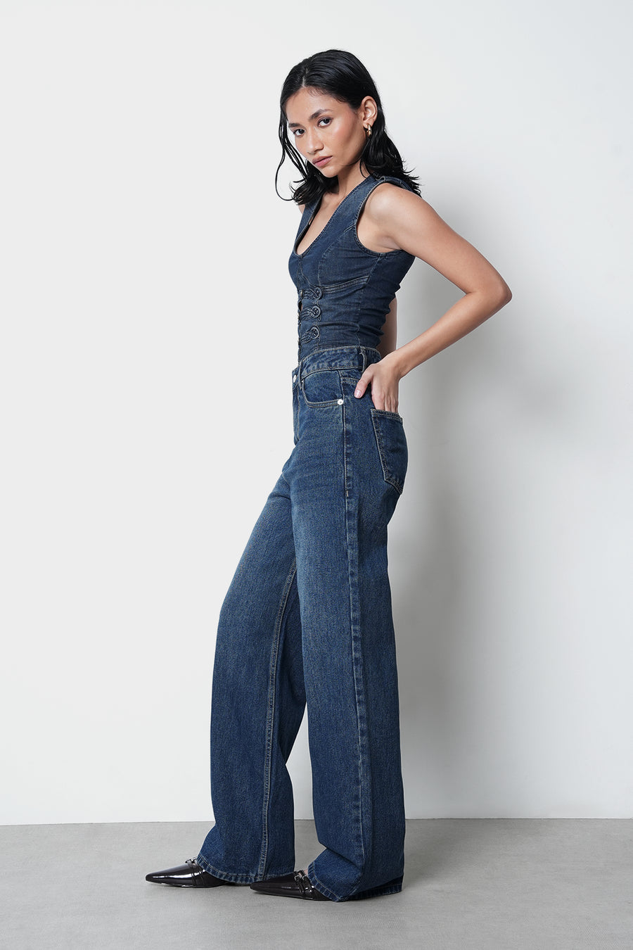Vintage Wash Straight Fit Jeans