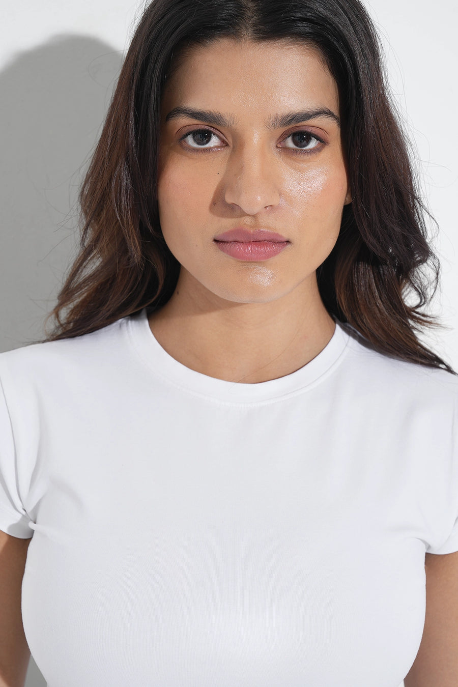 White Solid Fitted T-Shirt