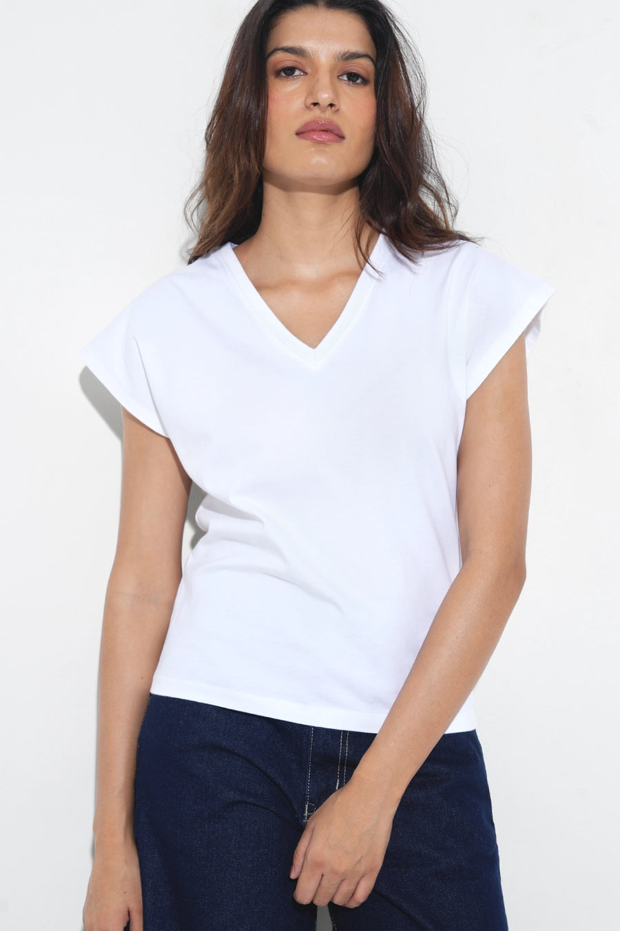 White Basic V-Neck T-Shirt