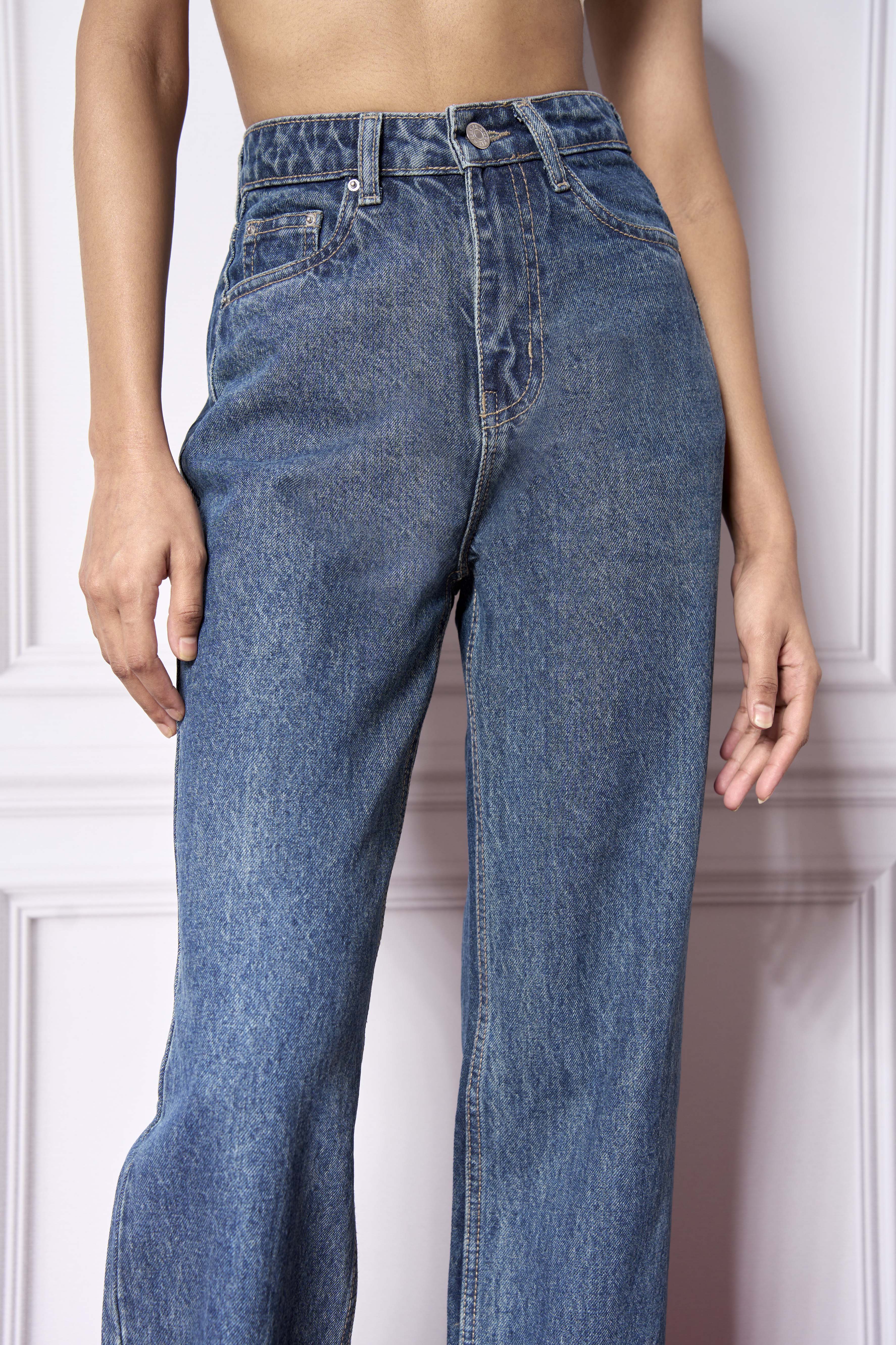 Vintage Wash Straight Fit Jeans