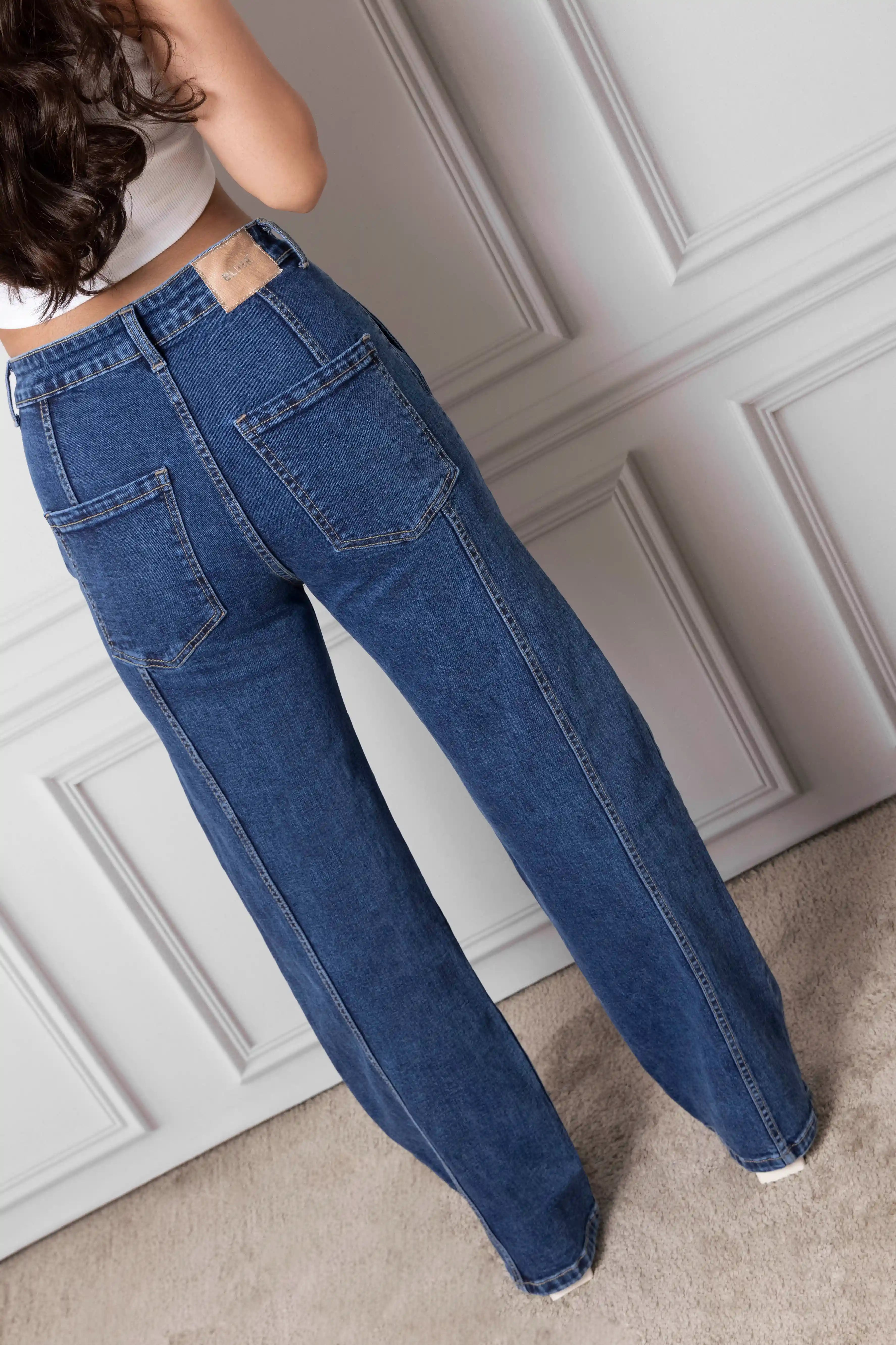 Back Pleated Straight Fit Jeans