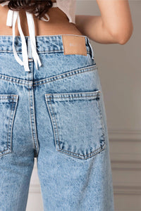 Blue Cross Pleated Straight Fit Jeans